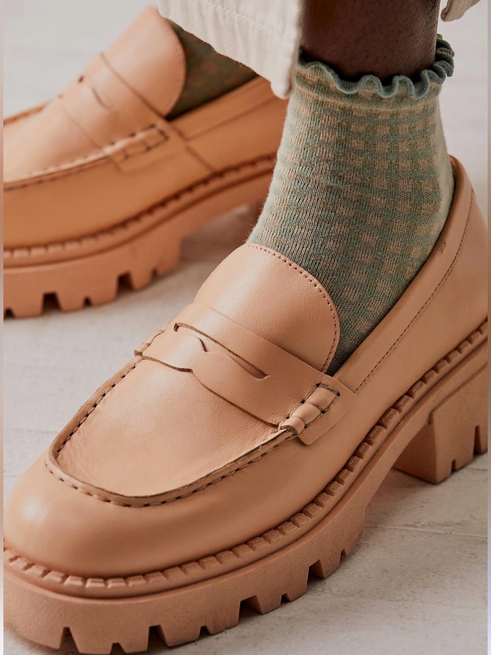 Free People Womens Size EU 37 Lyra Lug Sole Cantaloupe Leather Loafers Shoes